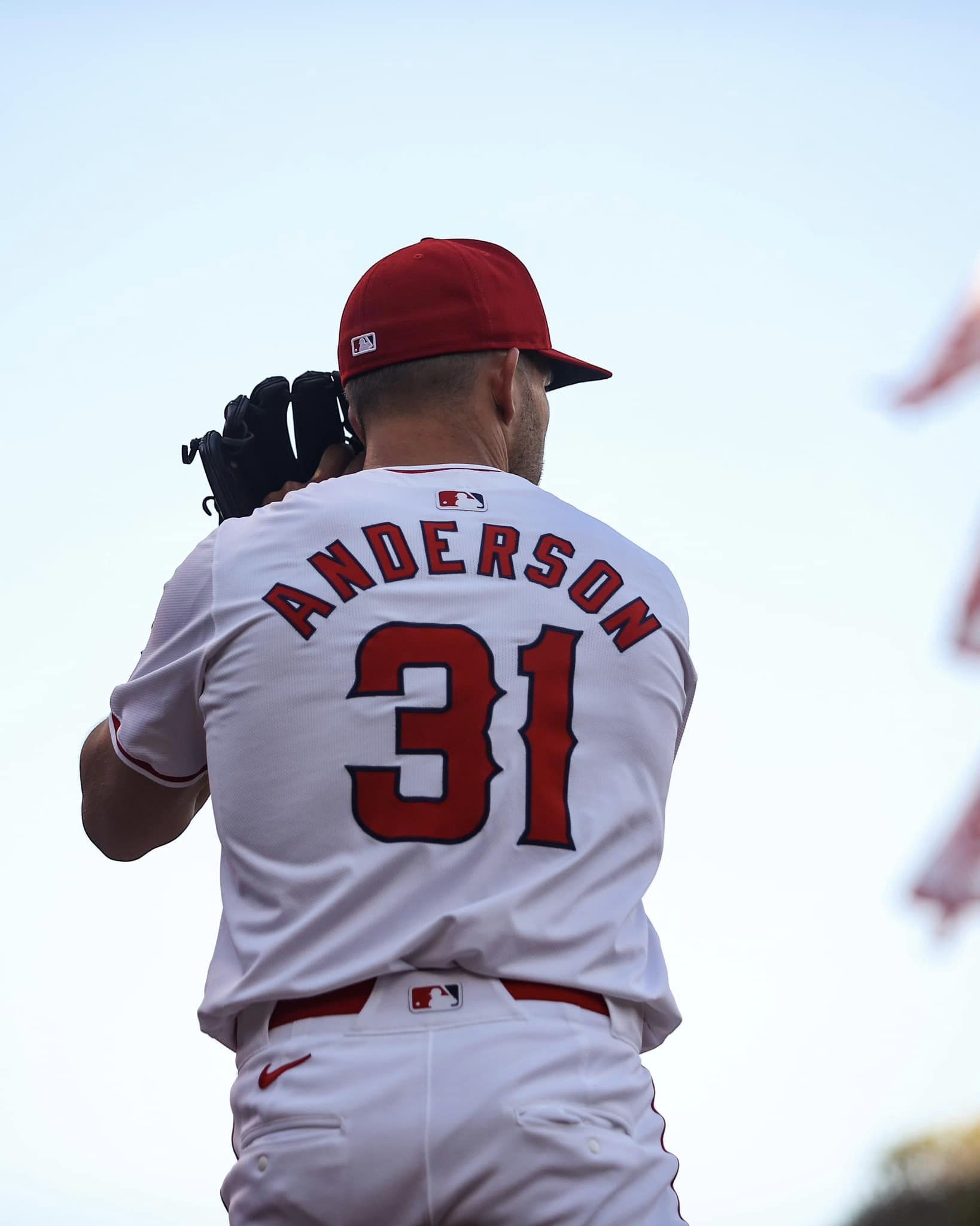 Anderson warms up for the game in the Angels bullpen.