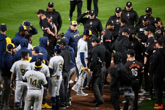 Benches clear in Orioles vs. Brewers game after argument