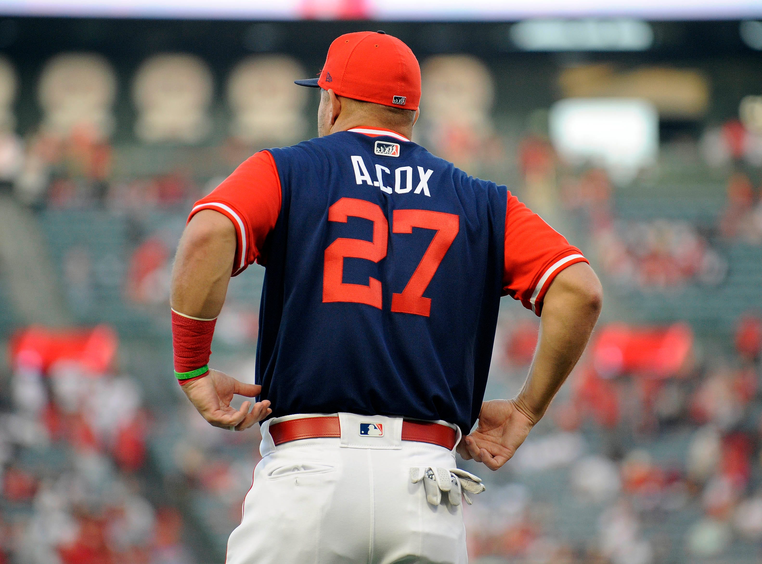 Mike Trout honors late brother-in-law by wearing his name on jersey