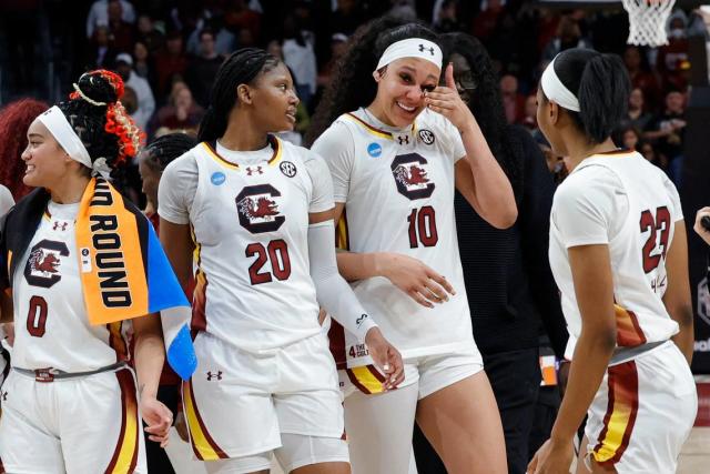 Tears of joy' for Kamilla Cardoso in what could be final South Carolina  home game