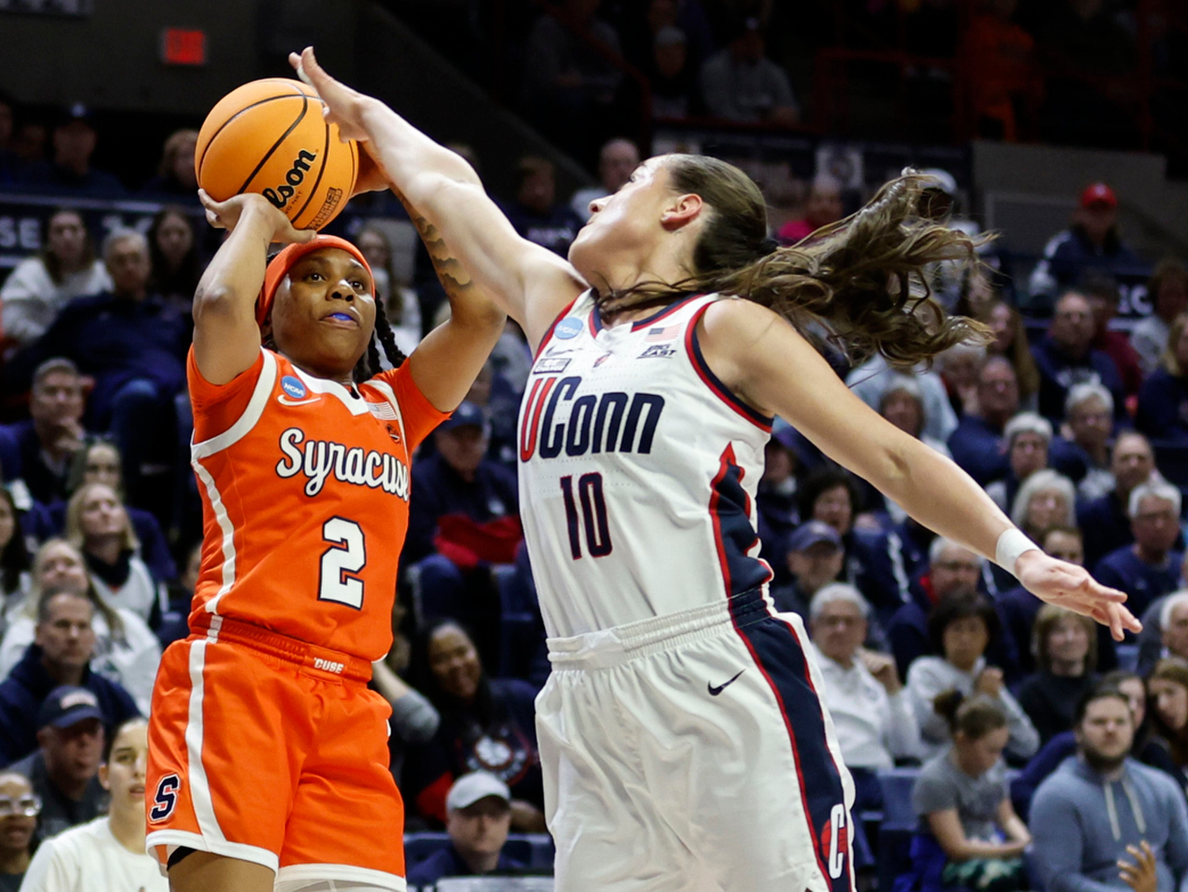 Syracuse women's basketball falls just short against UConn in 2nd round of  NCAA Tournament - syracuse.com