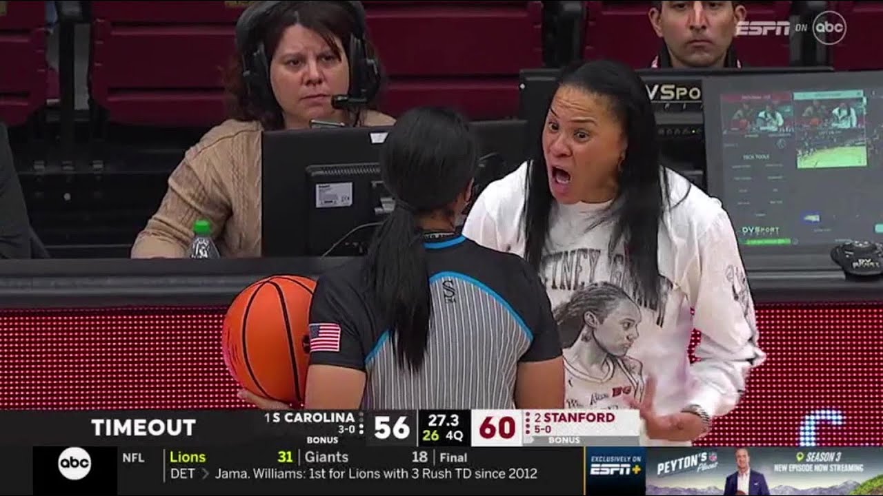 FURIOUS Dawn Staley Cusses OUT Refs For Not Granting Her Timeout | #1 South  Carolina vs #2 Stanford - YouTube