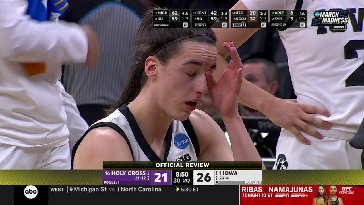 🫣 Caitlin Clark HIT In FACE, Intentional Foul Called | NCAA Tournament,  Iowa Hawkeyes vs Holy Cross - YouTube