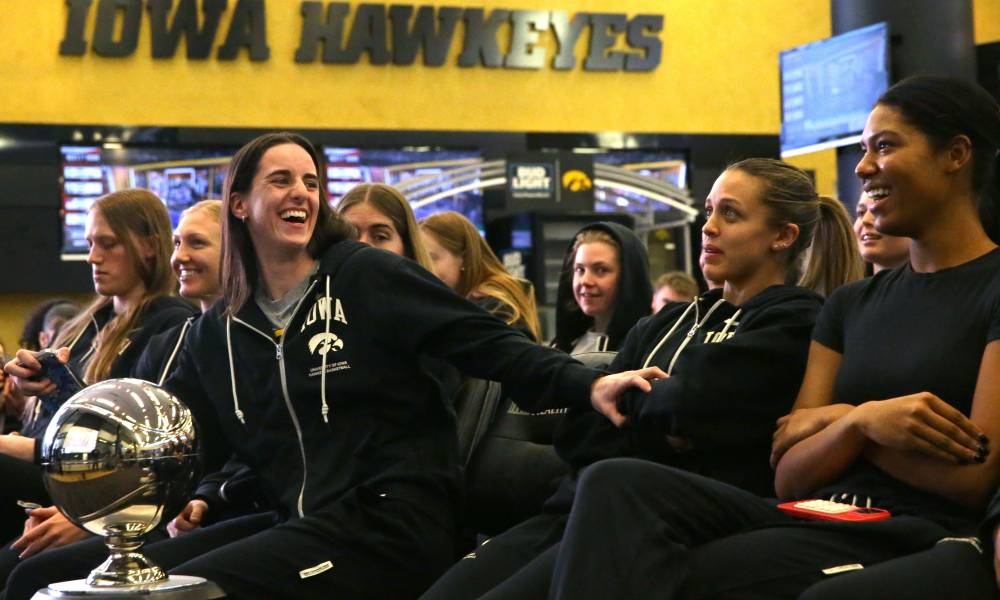 Social media reacts to Iowa women's basketball's Albany 2 Region